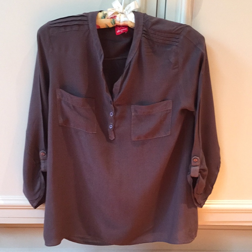 Kids. Girl’s top. Size 12 Ella moss.